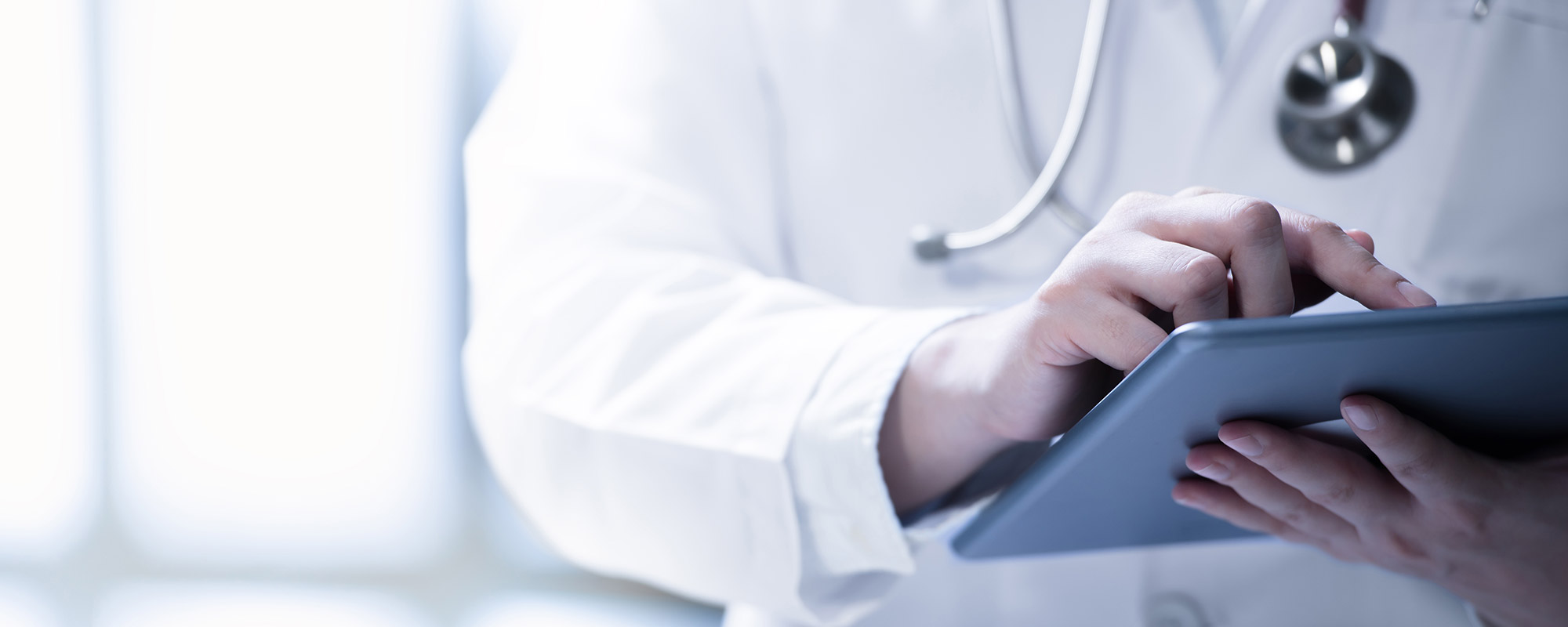 <span>Δρ. Θεοφάνης (Φάνης) Αποστόλου</span><br/>Ειδικός Νεφρολόγος/ Παθολόγος